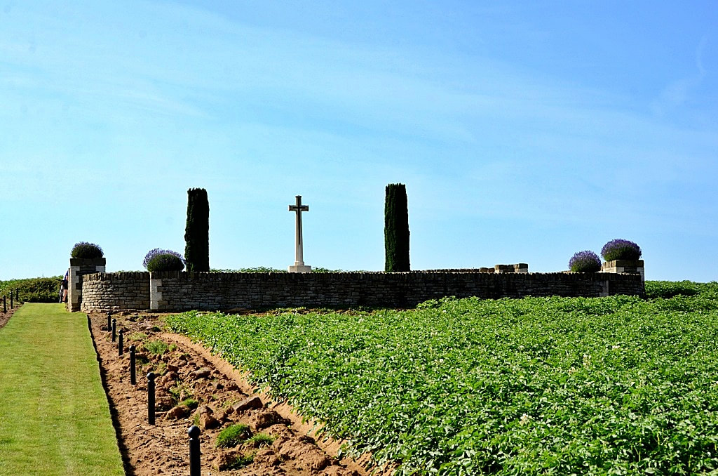Guizancourt Farm Cemetery