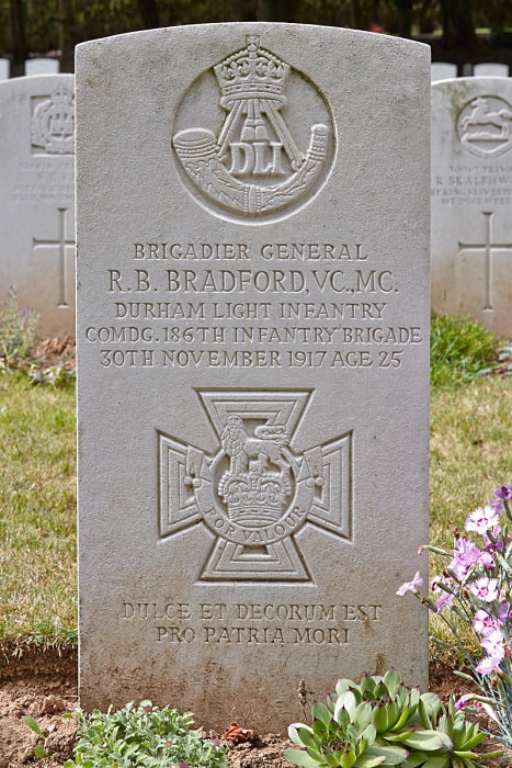 Hermies British Cemetery, VC. Bradford