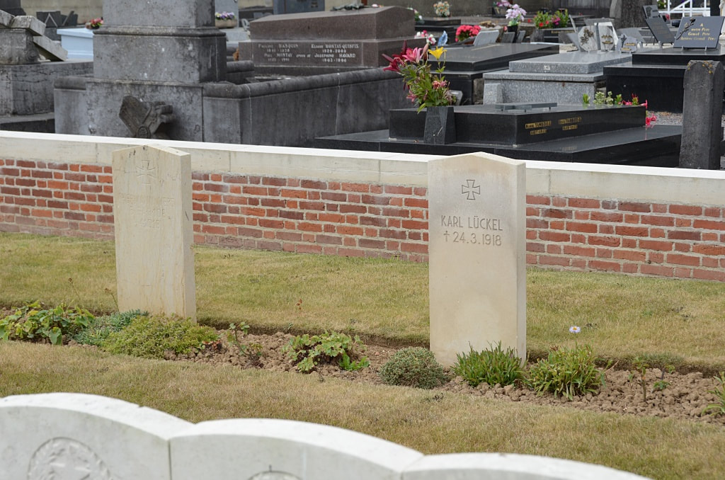 Inchy Communal Cemetery Extension