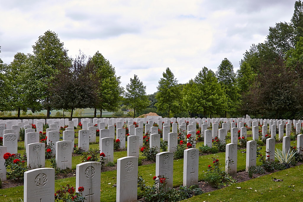 Kemmel Château Military Cemetery