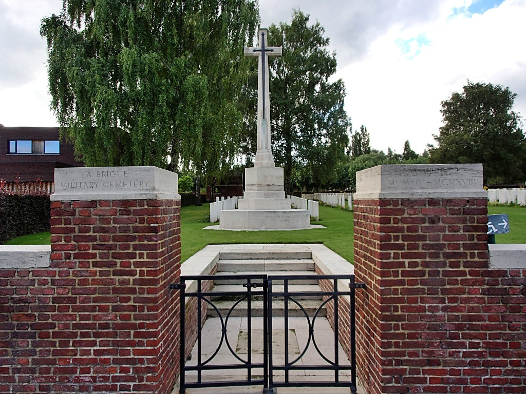 La Brique Military Cemetery No.2