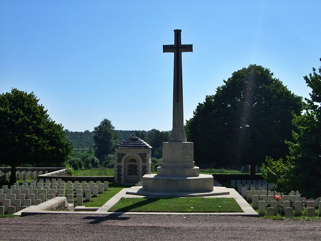 La Chapelette British And Indian Cemetery