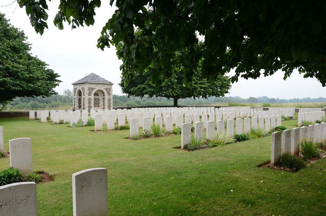 La Chapelette British And Indian Cemetery