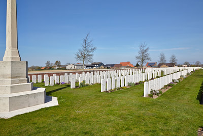 La Clytte Military Cemetery