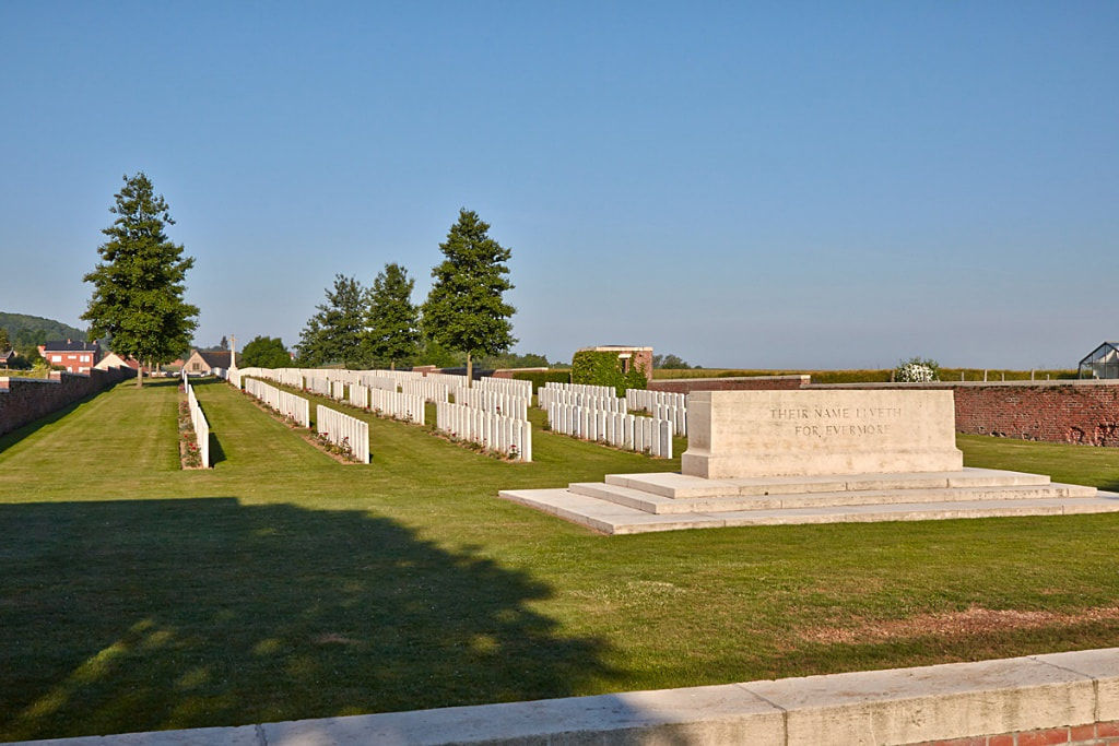 La Clytte Military Cemetery