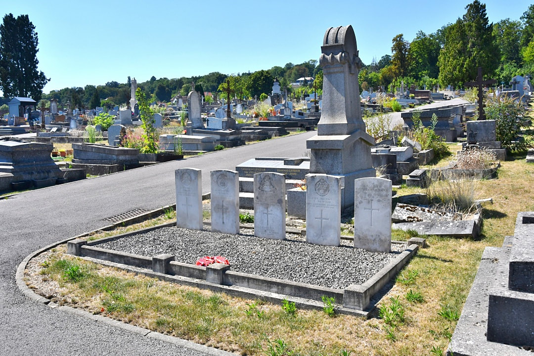 La Ferté-sous-Jouarre Communal Cemetery