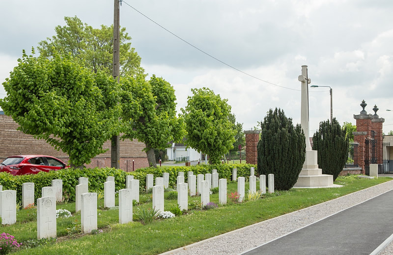 La Gorgue Communal Cemetery