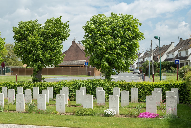 La Gorgue Communal Cemetery