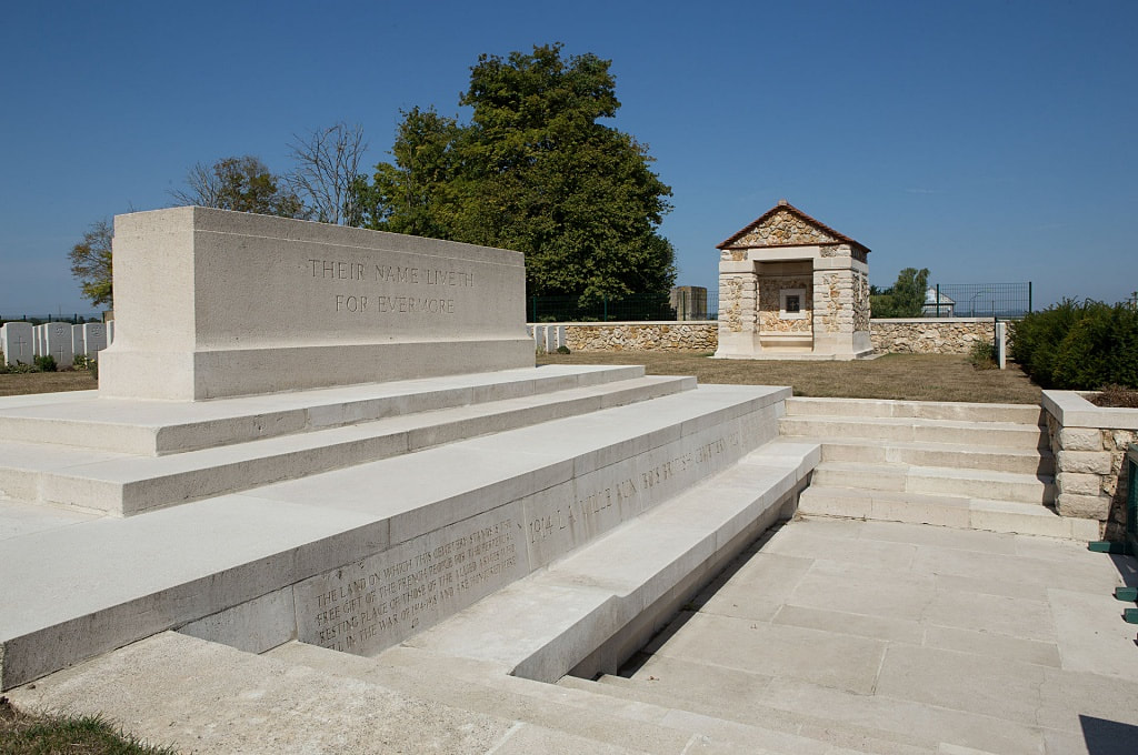 La Ville-Aux Bois British Cemetery