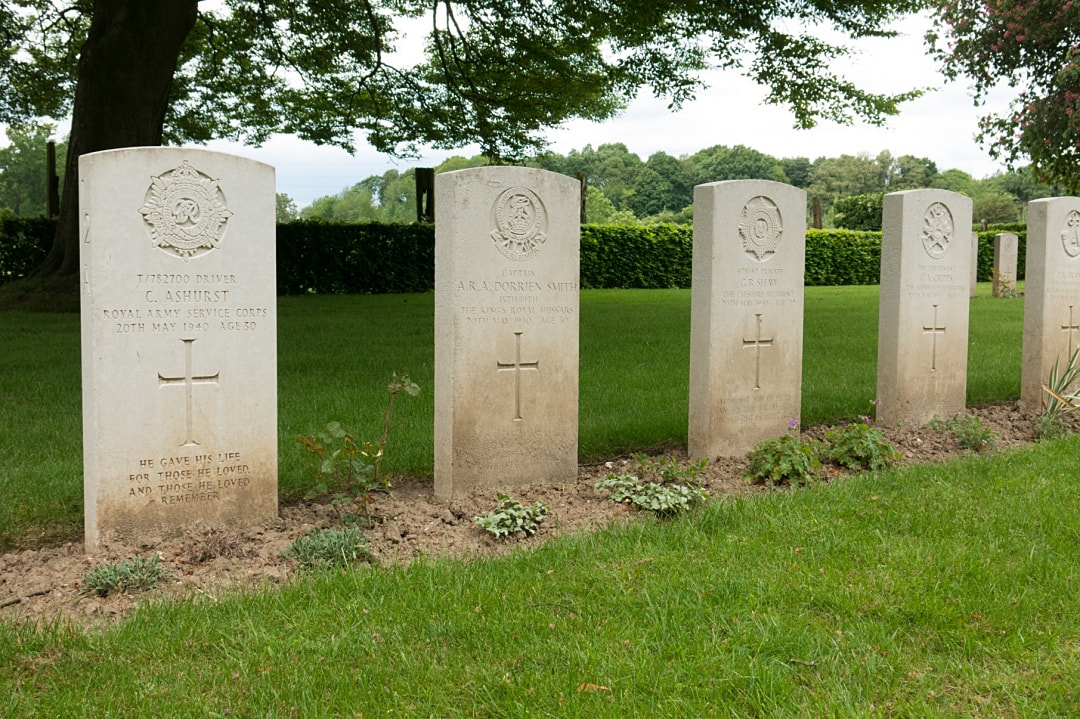 Lapugnoy Military Cemetery