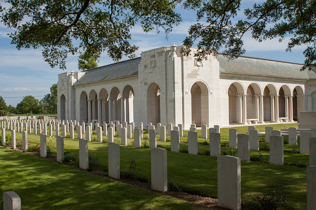 Le Touret Military Cemetery