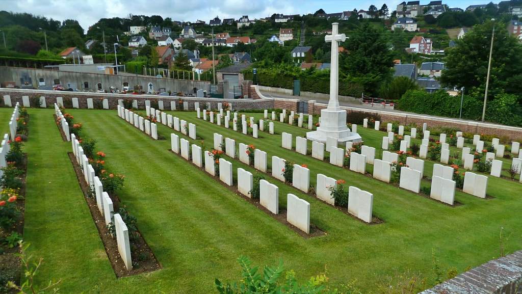 Le Tréport Military Cemetery