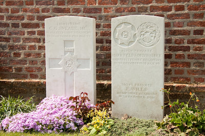 Ledeghem Military Cemetery