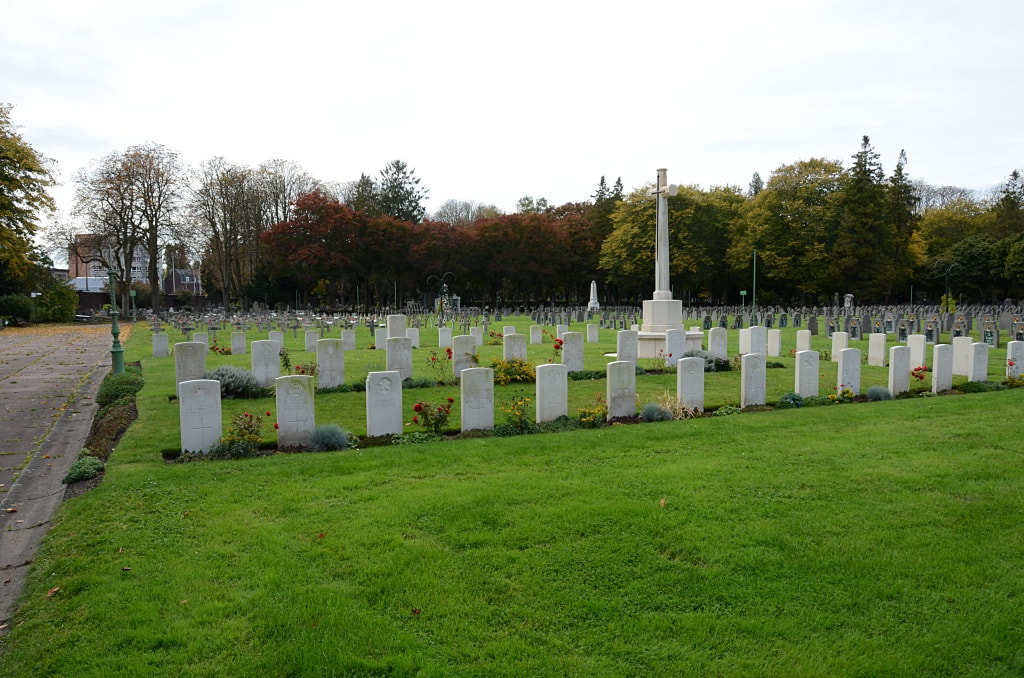 Liège (Robermont) Cemetery
