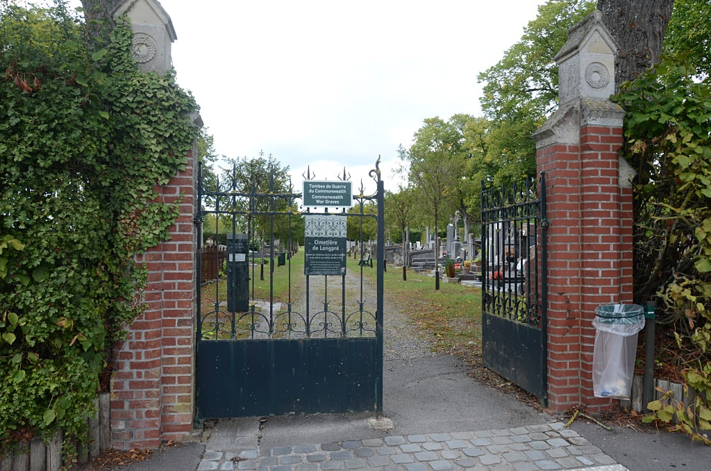 Longpré-lès-Amiens Communal Cemetery