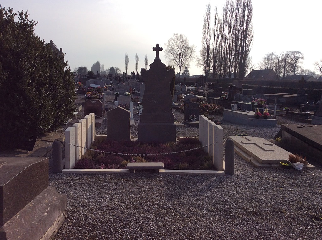 MAROILLES COMMUNAL CEMETERY