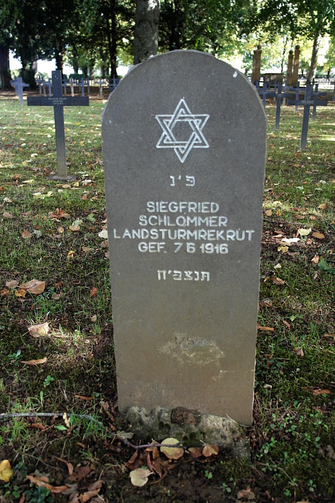 Montmédy German Military Cemetery