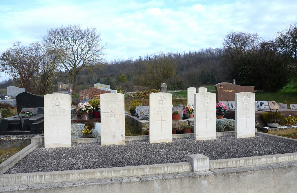 Moulins New Communal Cemetery