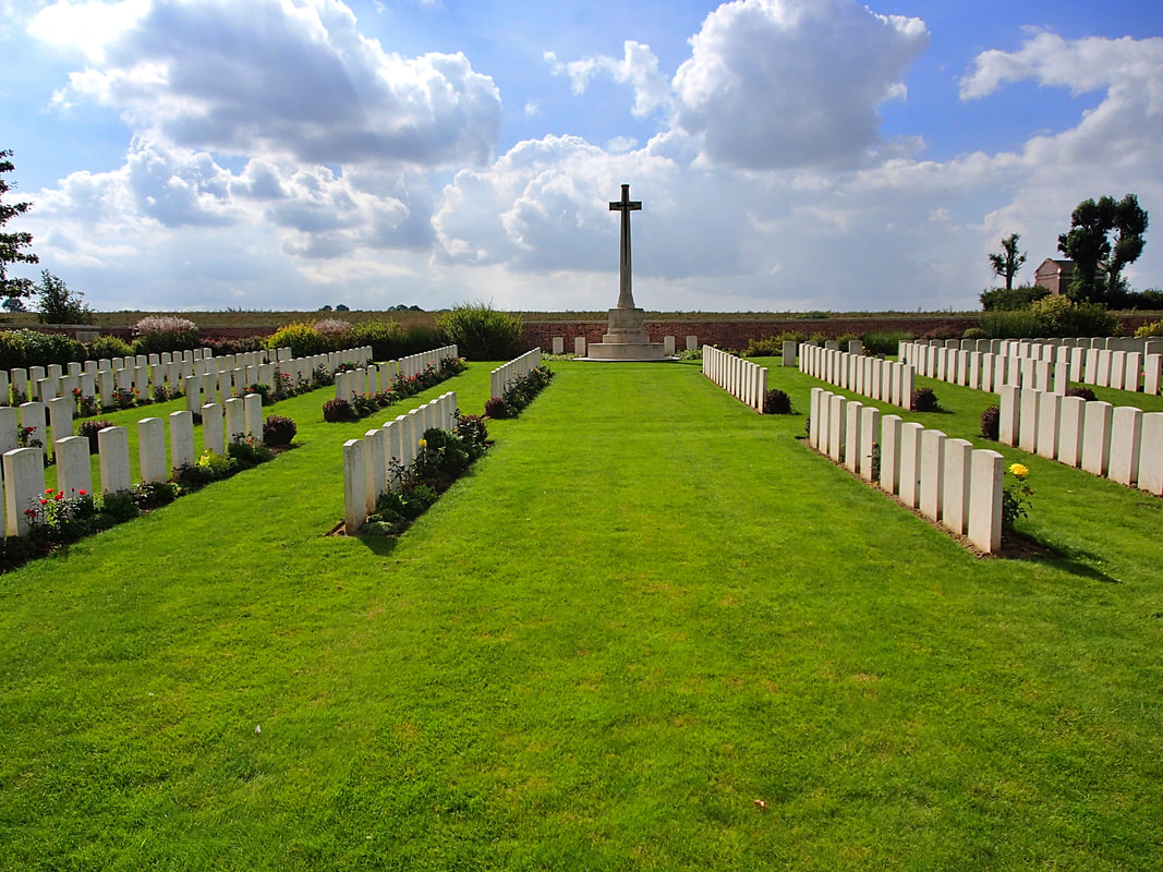 Naves Communal Cemetery Extension