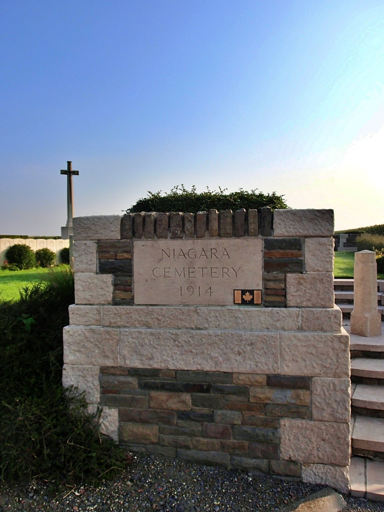 Niagara Cemetery, Iwuy