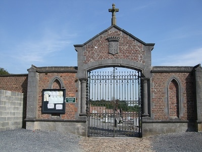 Nouvelles Communal Cemetery 