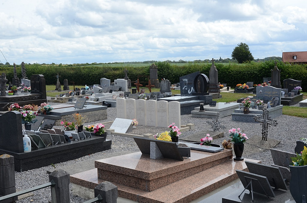 Noyelles-sur-Sambre Communal Cemetery 