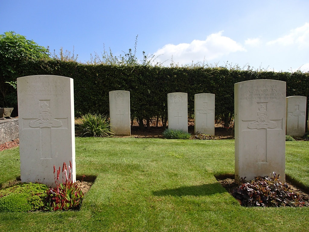 Ovillers New Communal Cemetery
