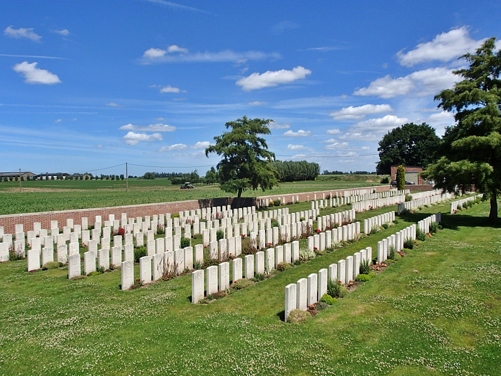 Potijze Château Grounds Cemetery