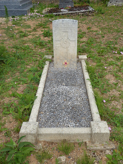 Pouru-au-Bois Communal Cemetery