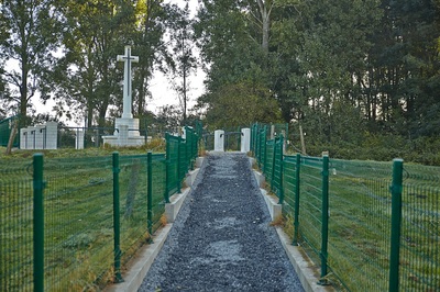 R.E. Grave, Railway Wood