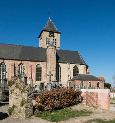 Reningelst Churchyard 