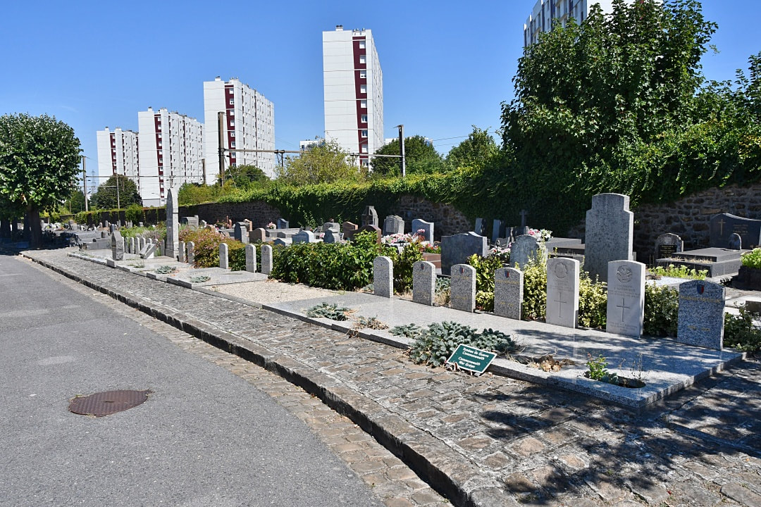 Rosny-sous-Bois Communal cemetery