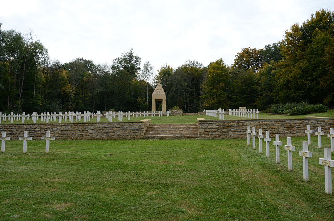 Rossignol-Orée de la Forêt French Military Cemetery