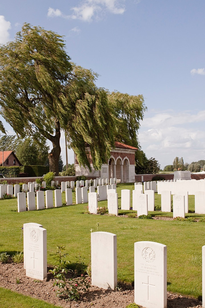 Rue-Petillon Military Cemetery