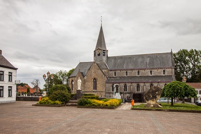Scheldewindeke Churchyard