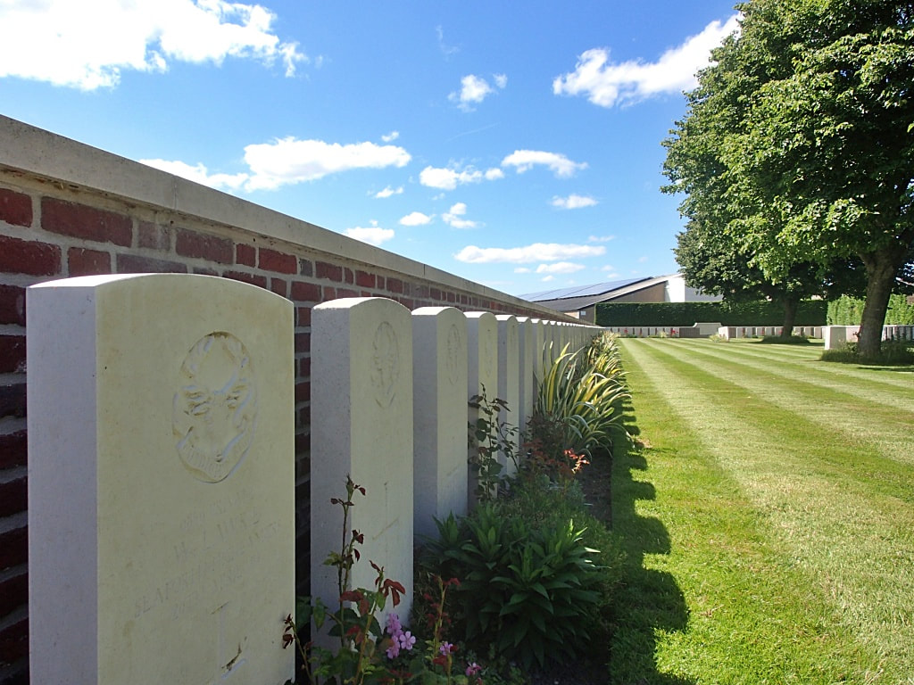 Seaforth Cemetery - Cheddar Villa
