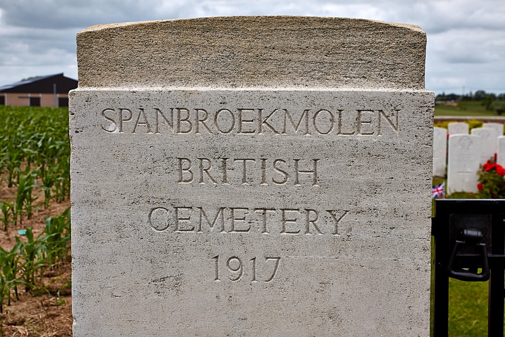 Spanbroekmolen British Cemetery