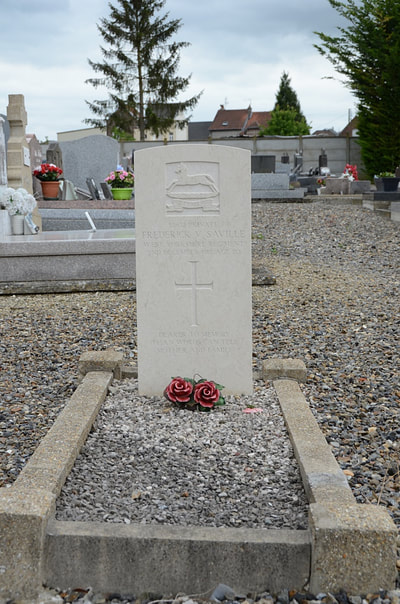 ST. QUENTIN (FAUBOURG-D'ISLE) COMMUNAL CEMETERY