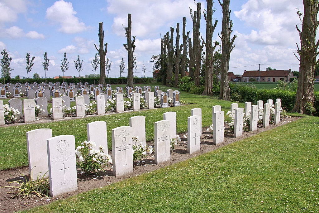 Steenkerke Belgian Military Cemetery
