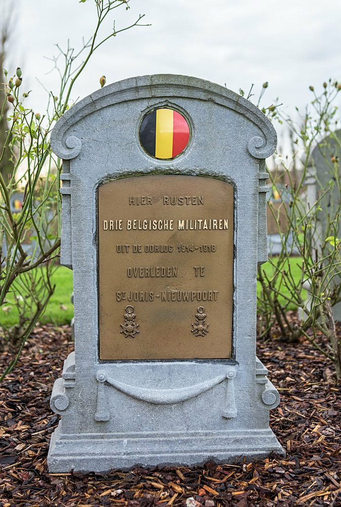 Steenkerke Belgian Military Cemetery