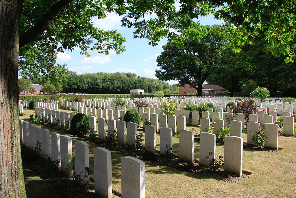 Strand Military Cemetery