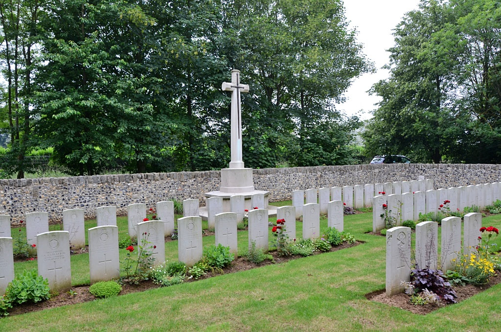 Summit Trench Cemetery