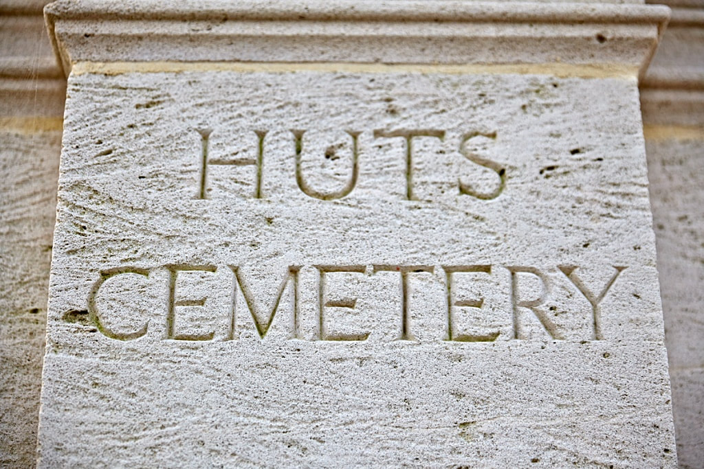 The Huts Cemetery, Dickebusch