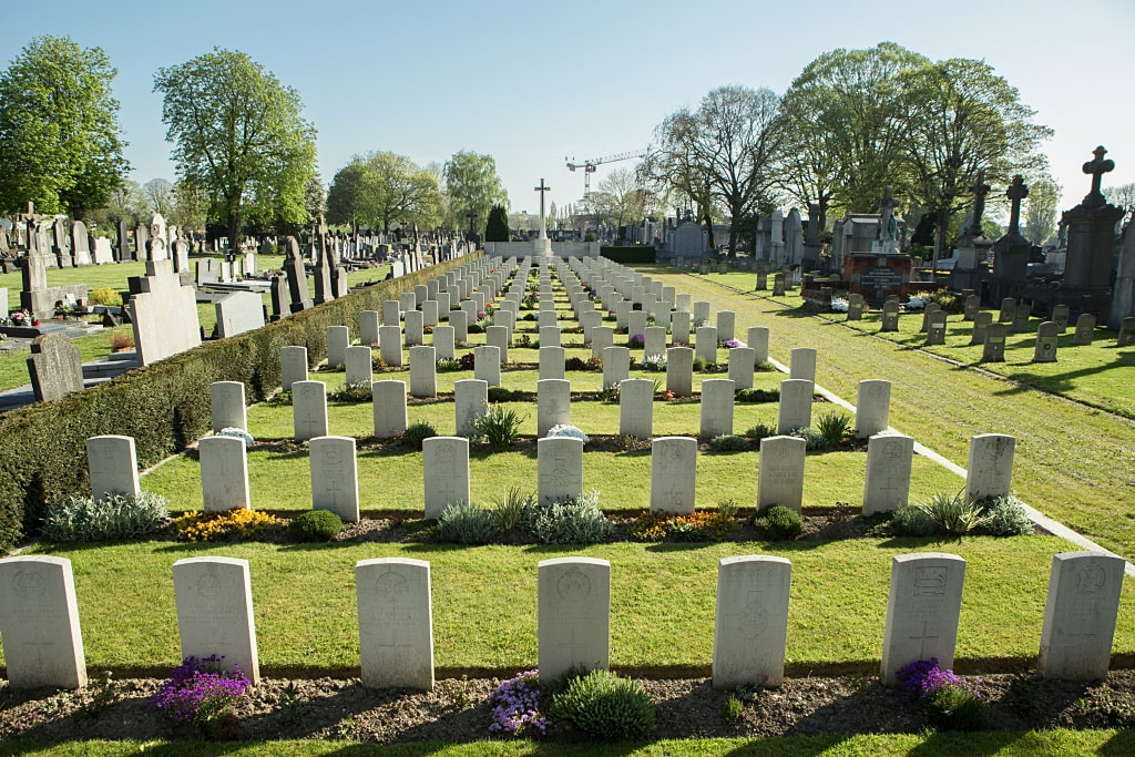 Tourcoing (Pont Neuville) Communal Cemetery
