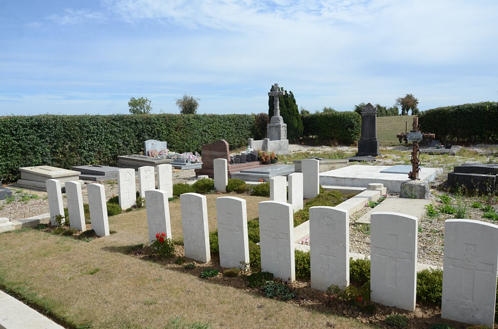 Troisvilles Communal Cemetery