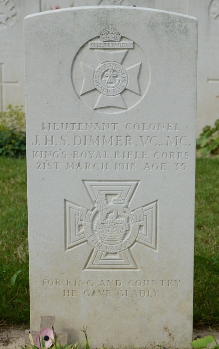 Vadencourt British Cemetery, V. C. Dimmer