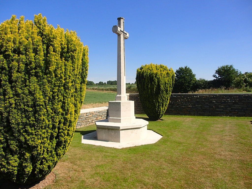 Ville-sur-Ancre Communal Cemetery Extension