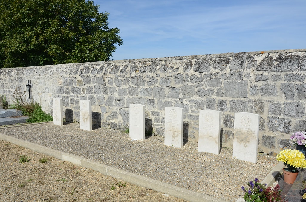 Villemontoire Communal Cemetery
