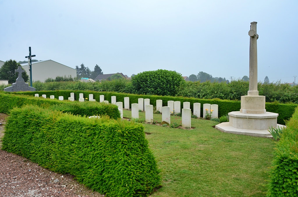 Villers-Guislain Communal Cemetery