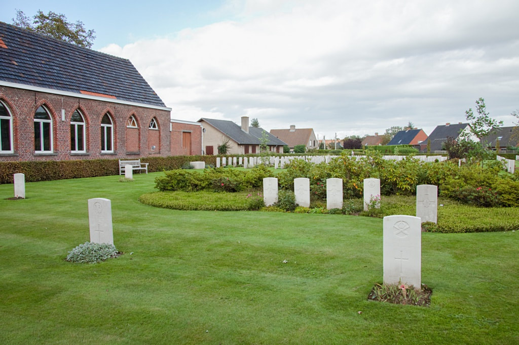Vlamertinghe Military Cemetery